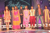 Filename=IIindianidol5.jpg
Filesize=118KiB
Dimensions=800x533
Date added=Feb 17, 2008 IIindianidol5.jpg